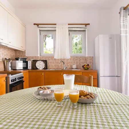 Ktima Petrina Volia - Maisonette Petra * Strapouries